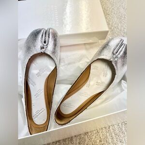 Maison margiela metallic tabi flats